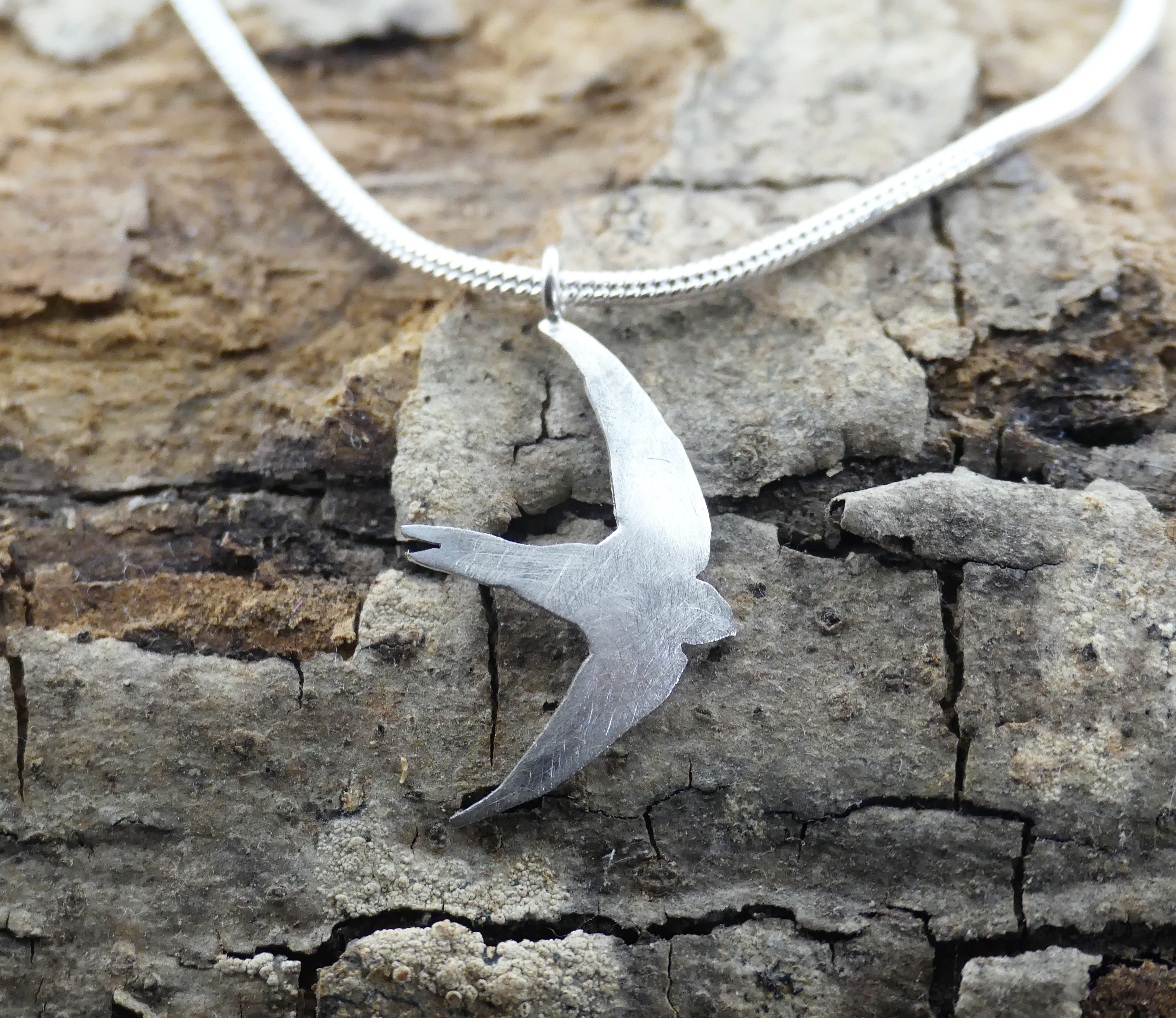 Swift pendant and necklace