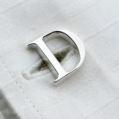 D initial cufflink