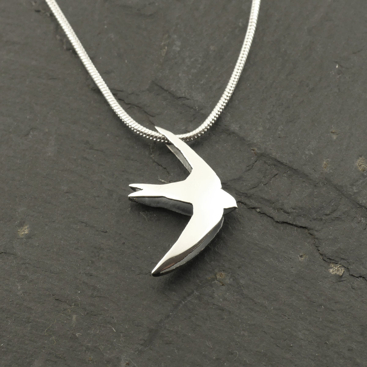Swift shadow pendant and necklace
