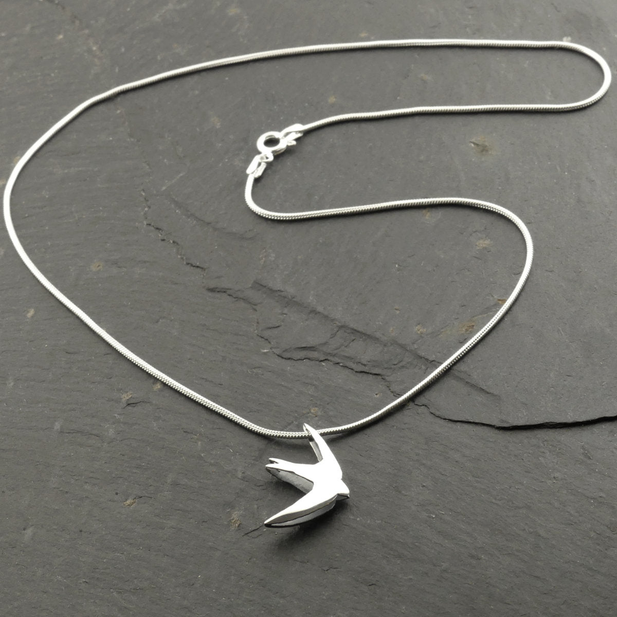 Swift shadow pendant and necklace